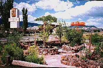 Capitol Reef Inn & Cafe Torrey Dış mekan fotoğraf